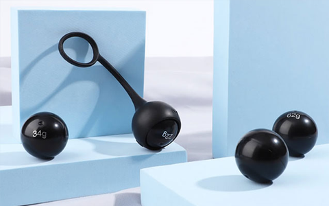 Realistic Penis Dildos: What to Expect During First Use